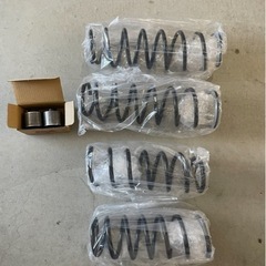 ジムニー3BA-JB64W TACショックアブソーバーサスペンションキット一式の画像