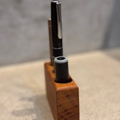 ペンスタンド　ハンドメイド　欅の画像