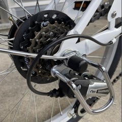 【折りたたみ自転車】【白】クリーニング済み【管理番号1204】野の画像