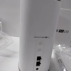 【美品】ZTE Speed Wi-Fi HOME 5G L13/ZTR02/無線LANルーター/2024年製の画像