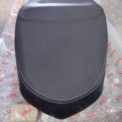 ★程度良好！トリシティ300（XMAX）ワイズギア純正 ローシート ローダウンシート★TRIX★東京都大田区の画像