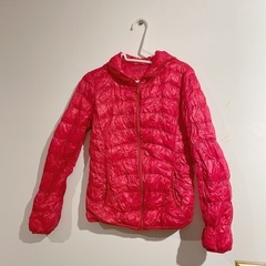 ユニクロウルトラライトダウンSサイズの画像