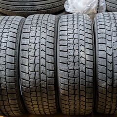 工賃こみ特価品　ダンロップ冬タイヤ１９５／６５Ｒ１５　４本セットの画像