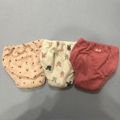 〈新品未使用〉トレーニングパンツ90サイズ3枚セット　下着の画像