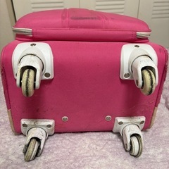 キャリーケース　クレージュ      の画像