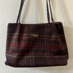 えんじ バーガンディ トートバッグの画像