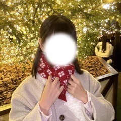 赤 白 マフラーの画像