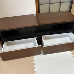 【お渡し先決定済】伸縮できるテレビ台の画像