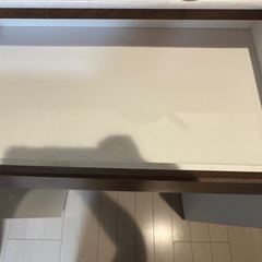 【無料】食器棚の画像