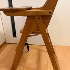 ベビー　木製チェア
　　　の画像