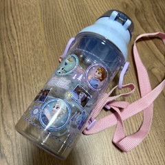 【受渡し者決定】子供用水筒　アナと雪の女王　単品も可の画像