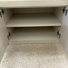 ★リユースのサカイ高崎店★TJ13522  食器棚 白 H177×D38×W60 クリーニング済みの画像