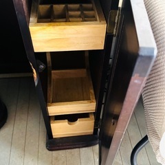 【ガレッジセール・一挙出品】ドレッサー 椅子付き　高級家具の画像