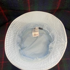 POSSIBILIT ロゴパッチ付き　バケットハット　H&M 帽子の画像