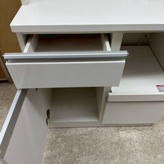 ★リユースのサカイ高崎店★TJ13523  食器棚 白 H183×D52×W80 クリーニング済みの画像