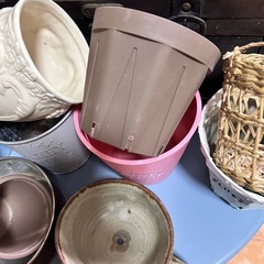 いろんなプランターたくさんの画像