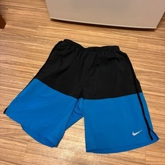 ナイキのジャージ(下メンズ)２本セットの画像