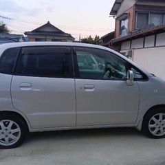 日産モコ　の画像