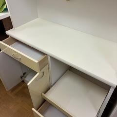 【ジャングルジャングル深井店】★食器棚 ホワイト 白 棚 収納家具 家具 簡易クリーニング済 堺市（中区 堺区 東区 西区 南区 北区）和泉市 河内長野市 富田林市 松原市 狭山市 深井 【FU3008】の画像