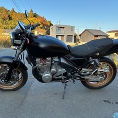 カワサキ　レストアベース　ゼファー400の画像