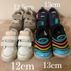 1足500円　子供靴の画像