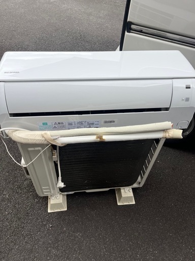 アイリスオーヤマ IHF-2208G ルームエアコン 6畳用 2.2kw 2024年モデル 節電 ホワイト クーラー 冷房 暖房 省エネ IRIS OHYAMA美品