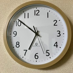 静音壁掛け時計とブリキのオブジェ🐖の画像