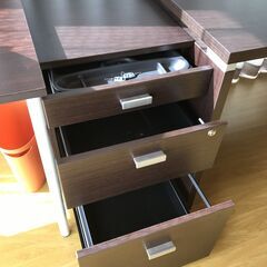 ARAN WORLD EIDOS サイドキャビネットの画像