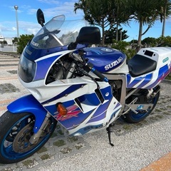 スズキ　GSX R1100油冷の画像