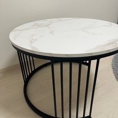 大理石調センターテーブルの画像