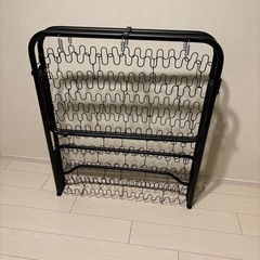 ベッドフレームの画像