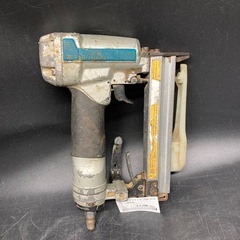 1179 makita エアタッカ 10mm AT1025A ※現状品の画像