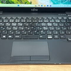 美品〉023 Fujitsu Lifebook U9310/E 8GB/SSD256 第10世代 office2024 軽量　ノートパソコンの画像