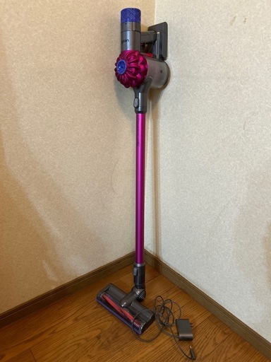 Dyson コードレスクリーナー sv07 動作品 ダイソン dyson SV07 コードレスクリーナー ジャンク (清) 倉敷の生活