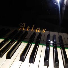 アトラス アップライトピアノの画像