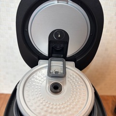 ヤマダ電機 マイコンジャー炊飯器  3合 NRC-M05H1 2021年製の画像