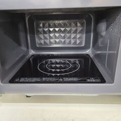 J1879【リユースのサカイ柏店】TOSHIBA　トウシバ　電子レンジ　ER-S17E6　2020年製  クリーニング済みの画像