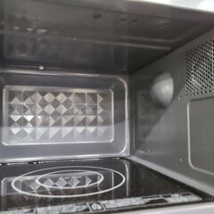 J1880【リユースのサカイ柏店】TOSHIBA　トウシバ　電子レンジ　ER-SS17A　2019年製  クリーニング済み 参考価格20,680円の画像