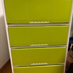 プラスチックタンス　の画像