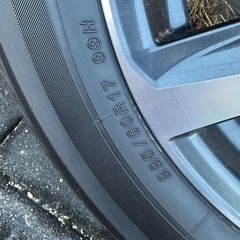 30アルファード・ヴェルファイア エグゼクティブラウンジの純正ホイール・タイヤ
の画像