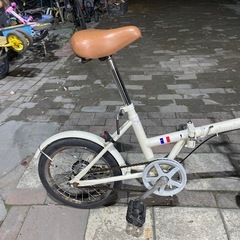 【5730】折り畳み　16インチ　6,100円（防犯・税込）の画像