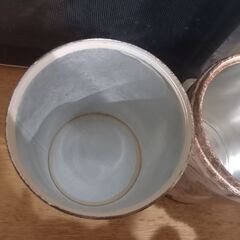 ⚠️0円出品⚠️デコパージュ缶2個(ハンドメイドの物)(ミルク缶サイズ)の画像