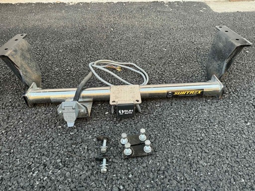 トヨタヴェルファイア アルファード20系 純正リアバンパー用SUN AUTOトレーラーヒッチメンバー