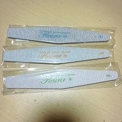 新品 スポンジファイル 20本セット サロンワーク ジェルネイル 爪やすりの画像