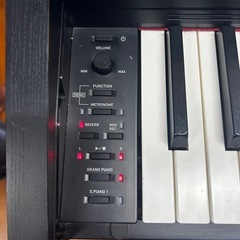 電子ピアノの画像