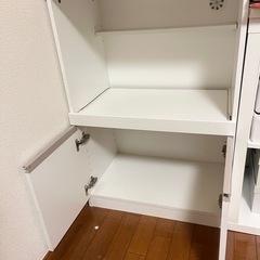 食器棚、レンジ棚の画像