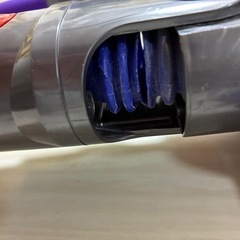 ダイソン　SV10 コードレスクリーナーの画像