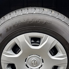 ハイエース　純正タイヤホイールの画像