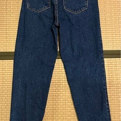 ZARA ジーンズの画像