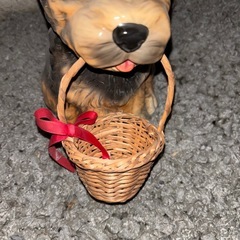 🐶✨ 【陶器】ヨークシャーテリア 置物 / 置き物 / オブジェの画像